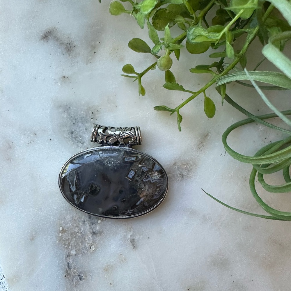 Stick Agate Oval Sterling Silver Plated Pendant Brown Black Cream
